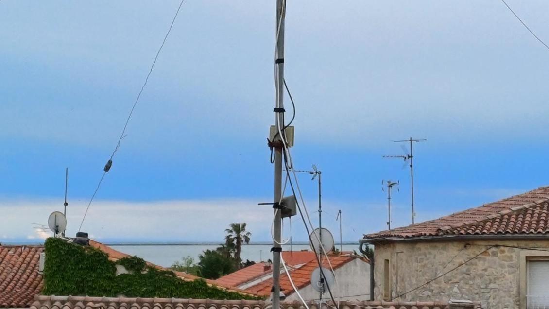 Appartement Chaleureux Dans Une Maison En Pierre Mireval 外观 照片