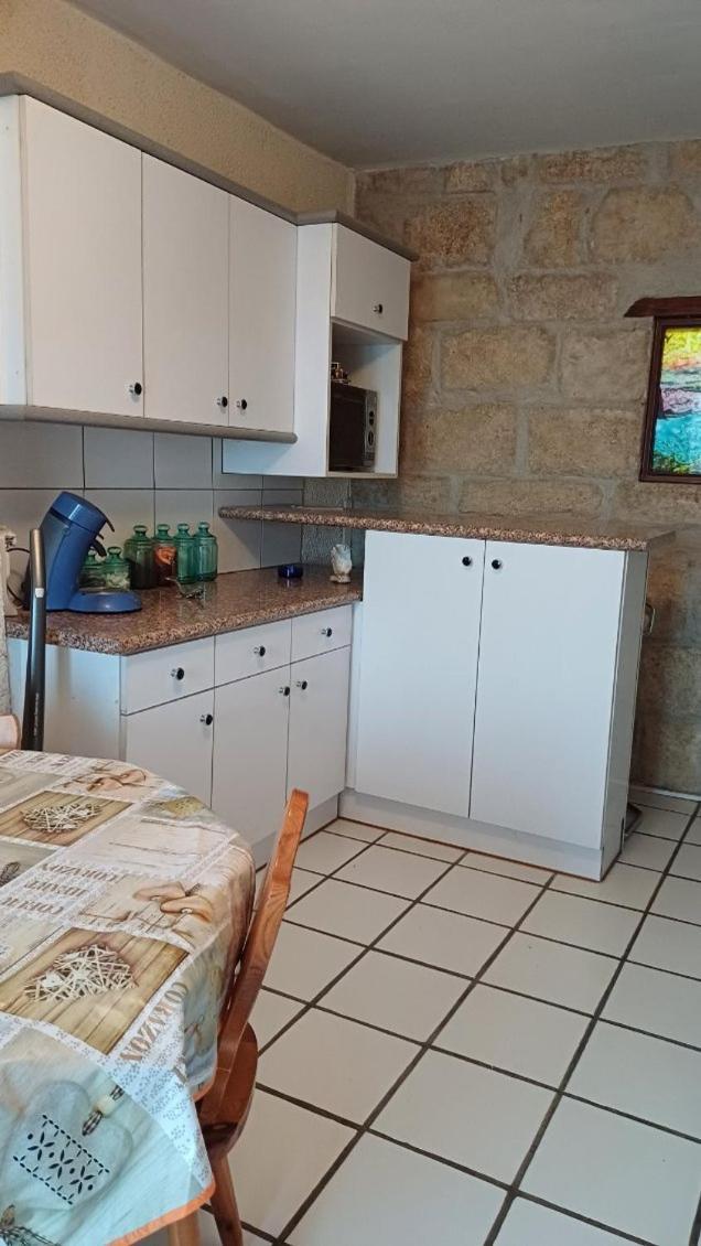Appartement Chaleureux Dans Une Maison En Pierre Mireval 外观 照片